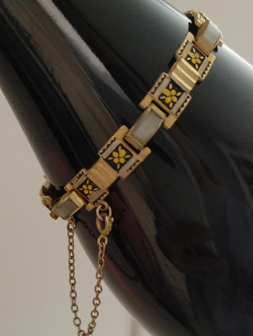 Gold-Tone Yellow Flower Link Bracelet - Women Jewelry